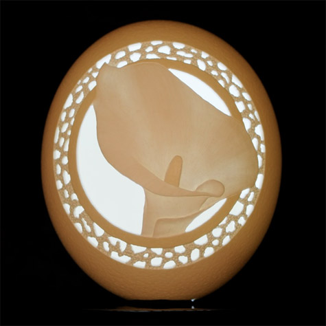 eggshell carving