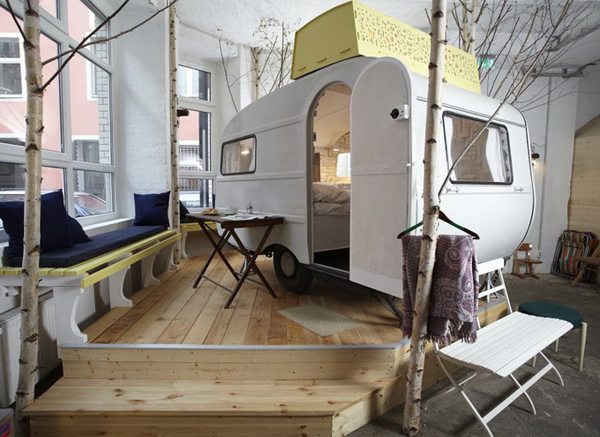 Hotel Huettenplast in Berlin Interior Camping Experience