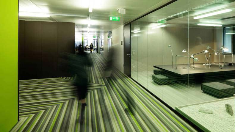 Vienna-Microsoft-Headquarters-Lobby-Design